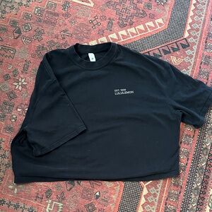 lululemon athletica Black Short Sleeve Tee